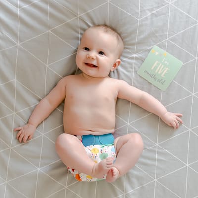 Cloth nappies and newborns ft. Tots Bots and Baba + Boo