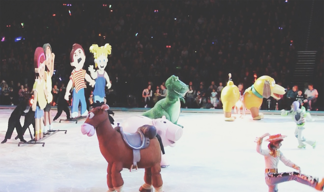 Disney_On_Ice_toy_story
