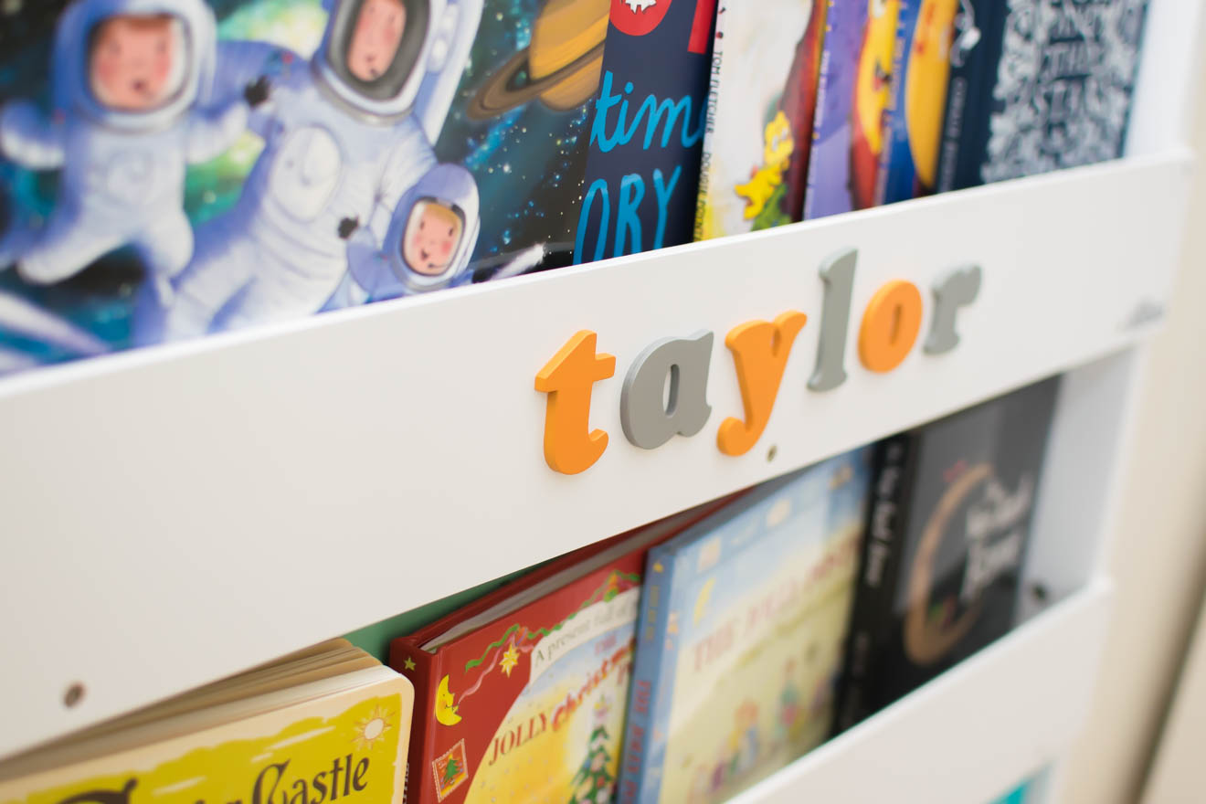 Tidy_books_bookcase_reading_children_07