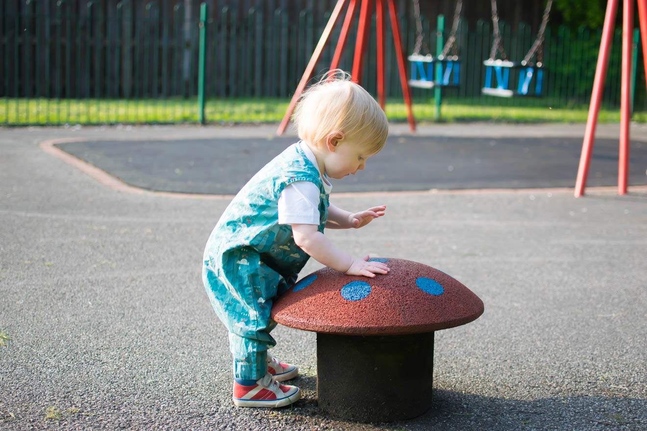 Little_Green_Radicals_playaway_toddler_fashion_03